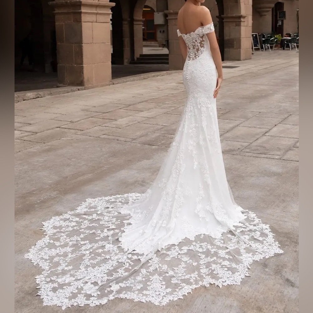 Pronovias: Syrinx wedding dress